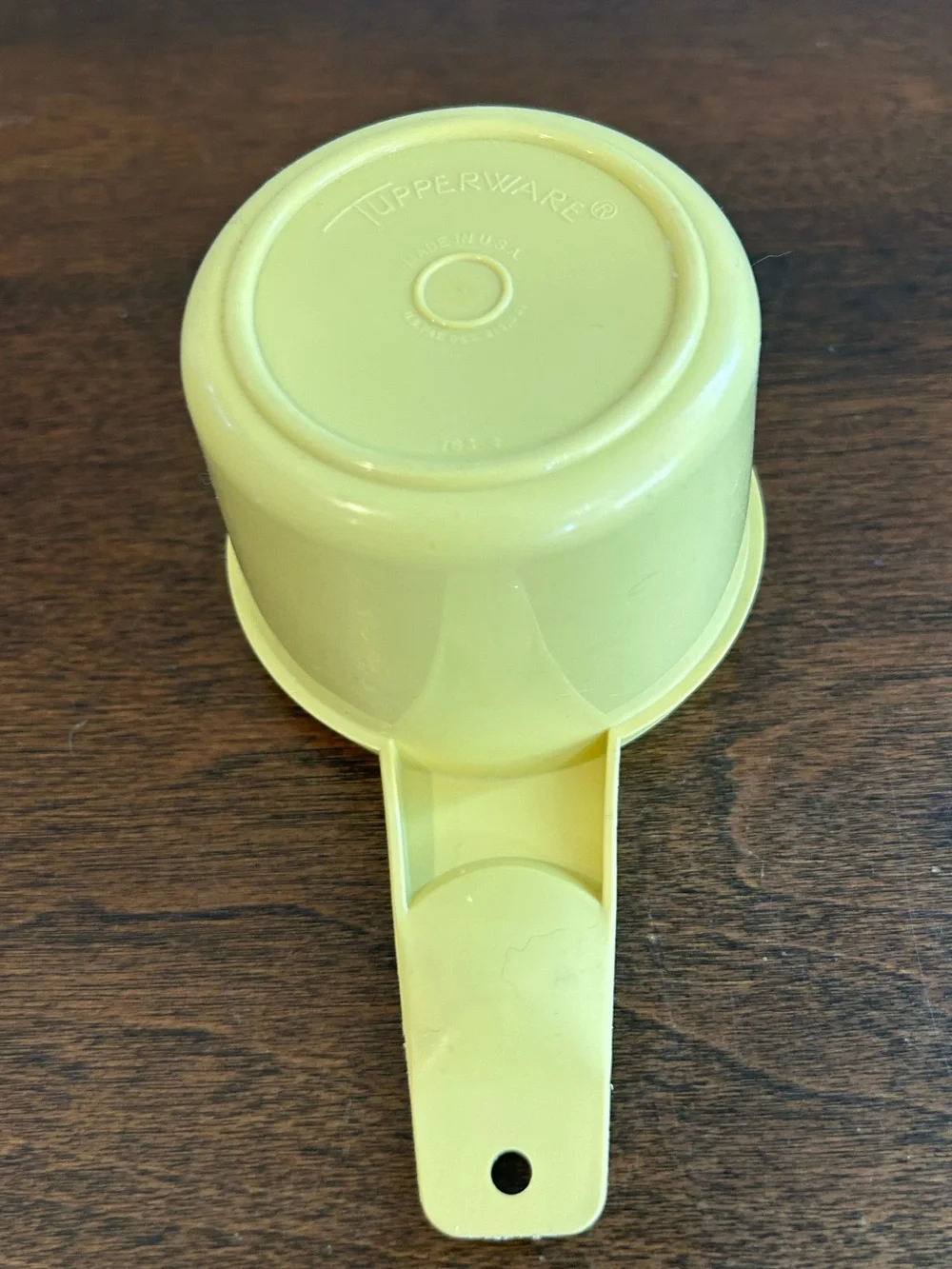 Vintage Tupperware Yellow Measuring Cup 2/3 Cup # 763-4 Replacement Made in USA.